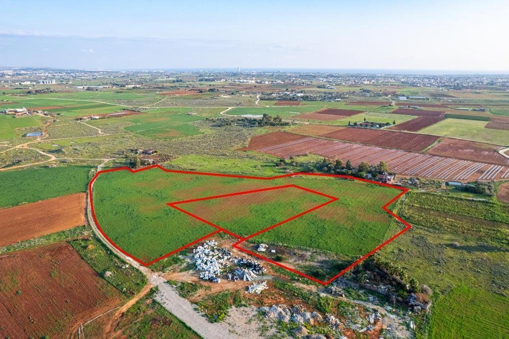 Shared agricultural fields in Frenaros, Famagusta — photo 3