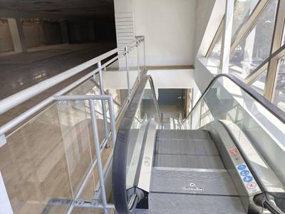 Mixed Use Commercial building in Trypiotis, Nicosia thumbnail 10