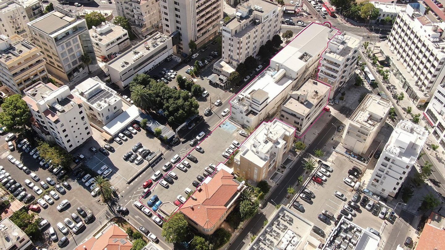 Mixed Use Commercial building in Trypiotis, Nicosia photo 3