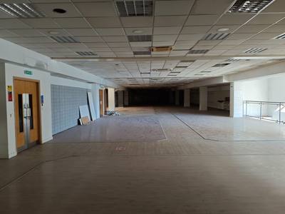 Mixed Use Commercial building in Trypiotis, Nicosia thumbnail 12