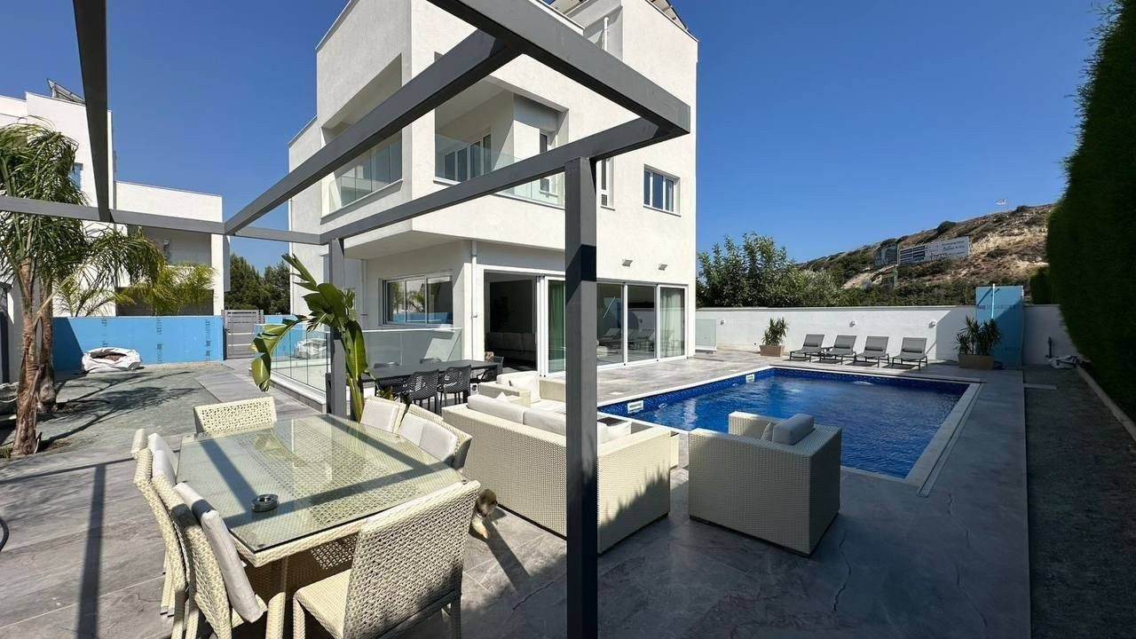 Rezydencja z 5 syp. w Agios Tychon, Limassol, zdjęcie 16