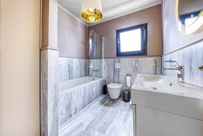 3 BR Penthouse in Agia Zoni, Limassol thumbnail 10