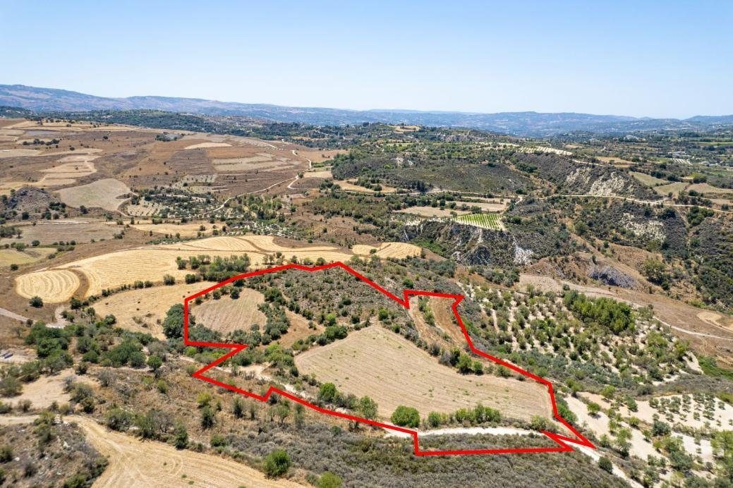 Agricultural field in Thrinia, Paphos photo 1