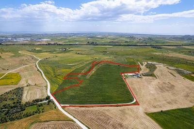 Agricultural field in Kalo Chorio, Larnaca thumbnail 1