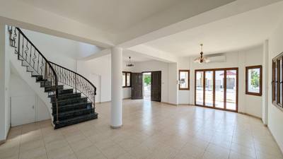 Detached Two Storey House in Aradippou, Larnaca thumbnail 9