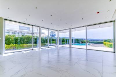 5 BR Luxury Villa in Pegeia, Paphos thumbnail 8