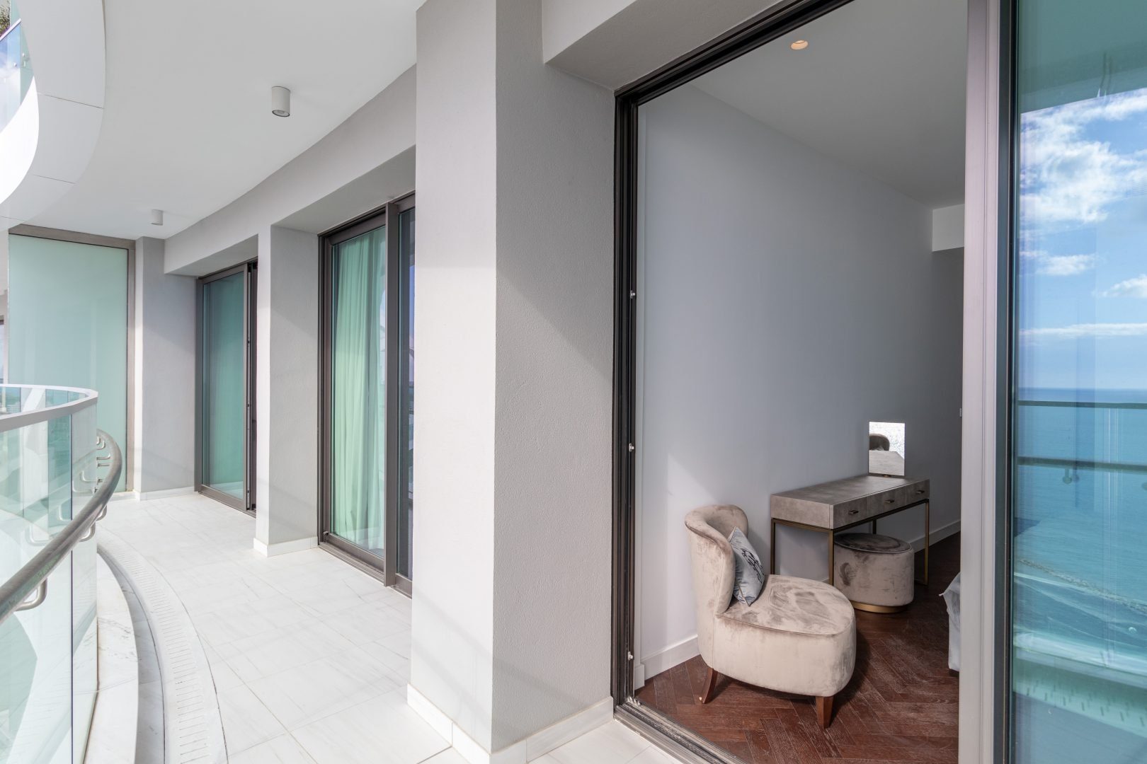 2 BR Apartment in Germasogeia, Limassol photo 13