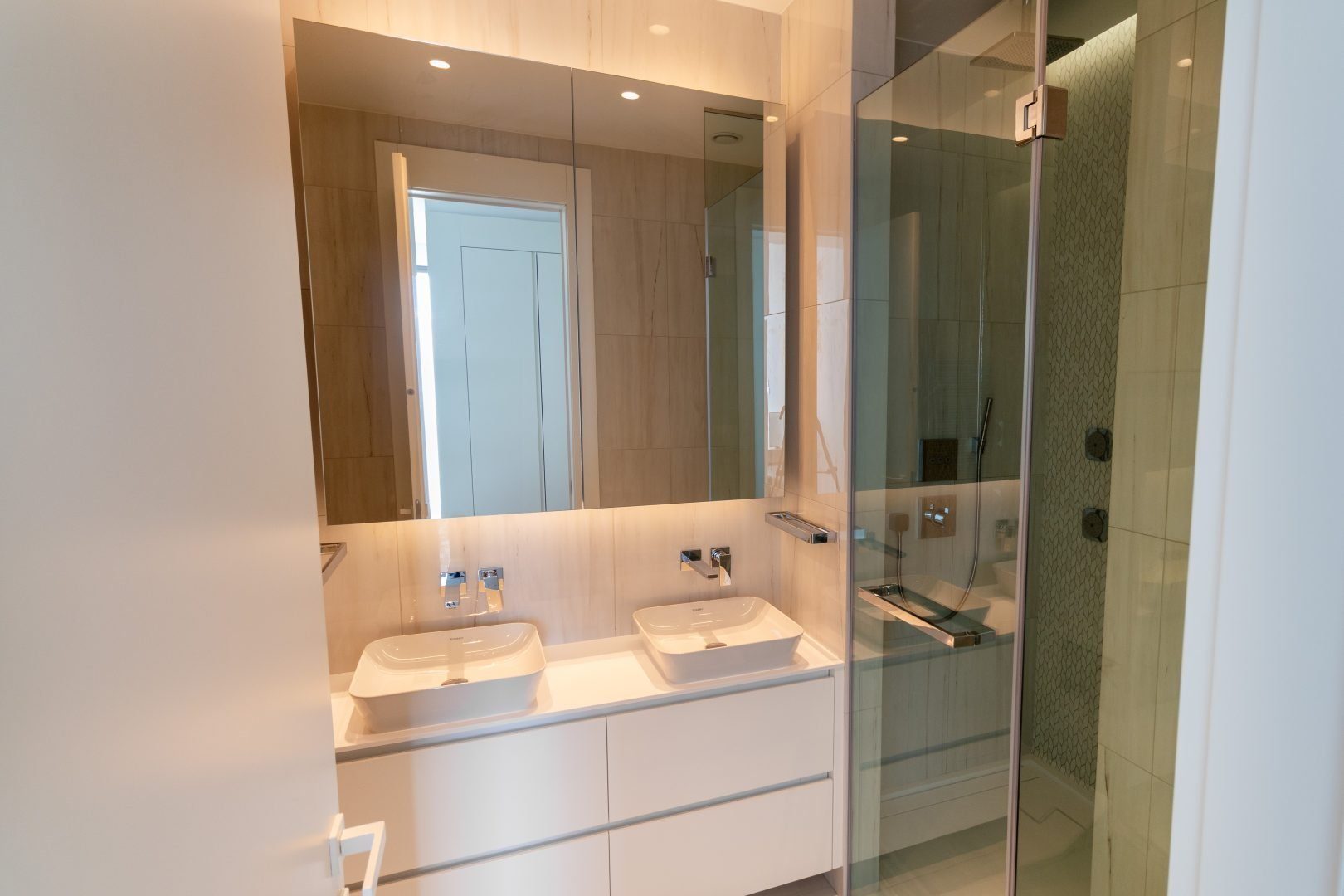 2 BR Apartment in Germasogeia, Limassol photo 10