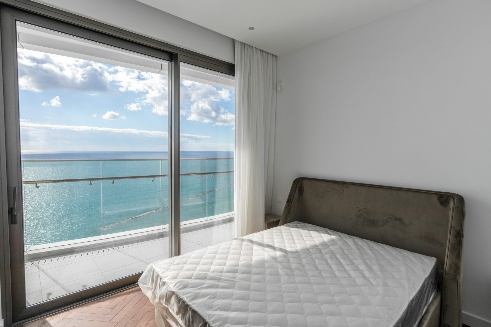 2 BR Apartment in Germasogeia, Limassol photo 9