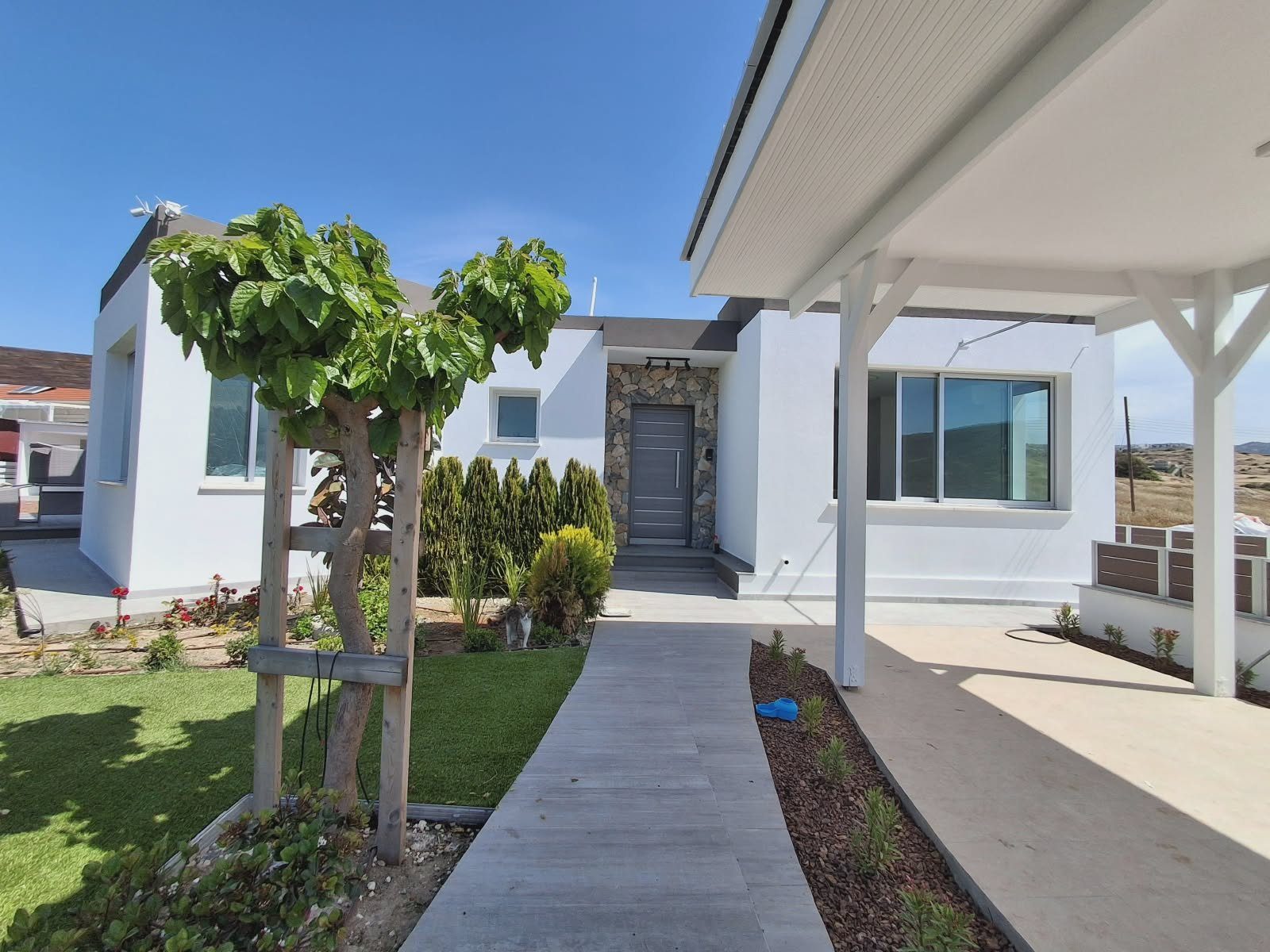 3 BR Bungalow in Moni, Limassol photo 1