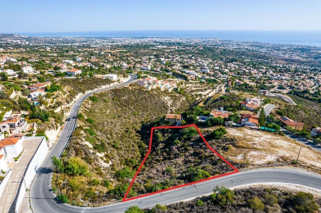 Residential field in Tala, Paphos photo 3