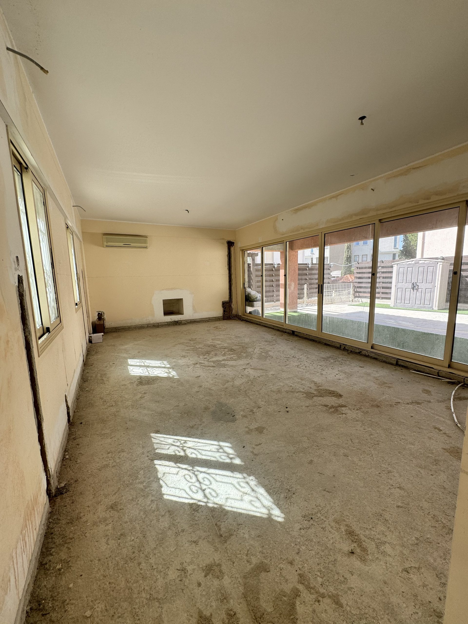 4 BR Villa in Pyrgos, Limassol photo 3