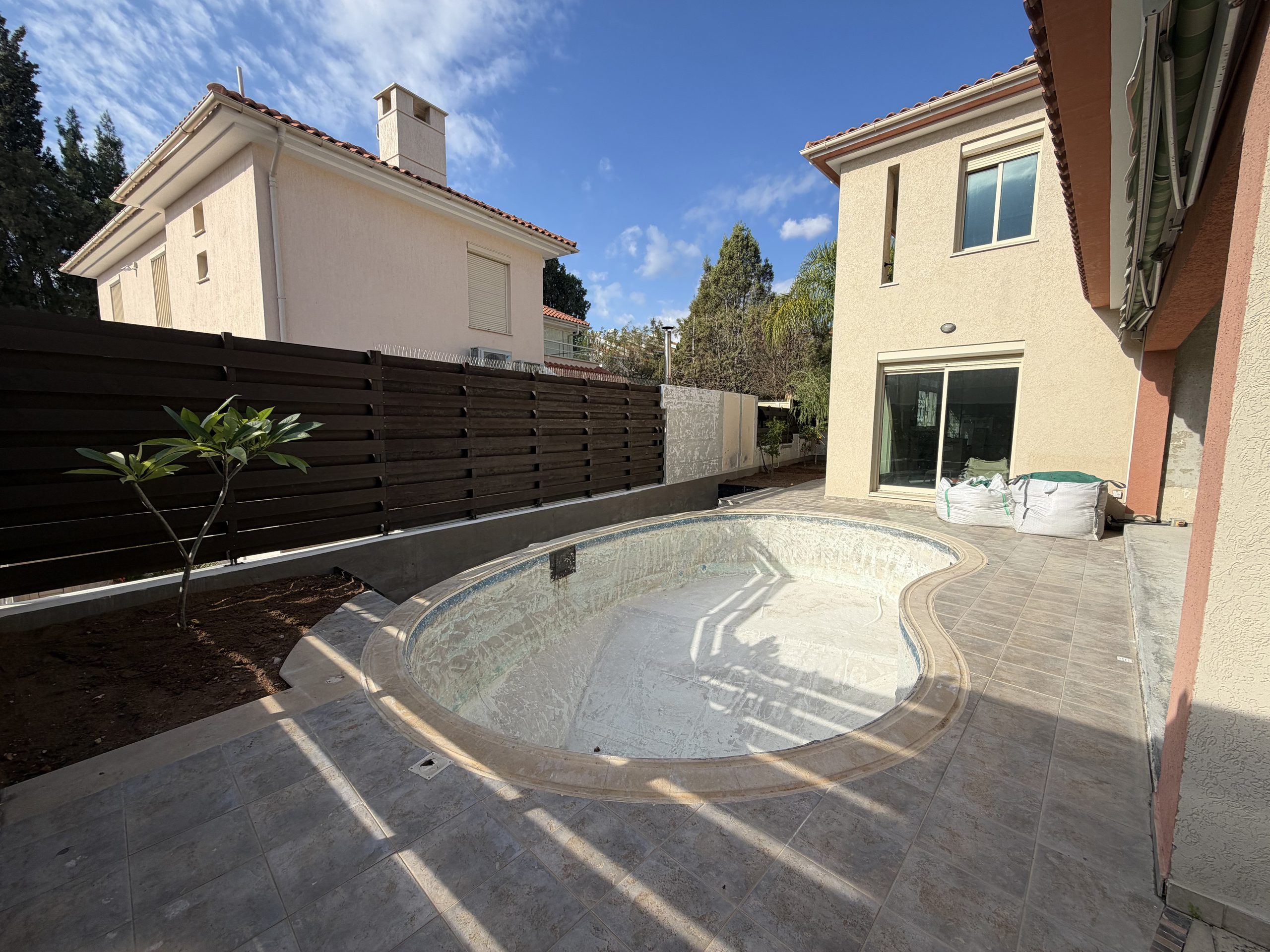 4 BR Villa in Pyrgos, Limassol photo 5