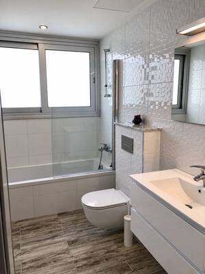 3 BR Apartment in Neapolis, Limassol thumbnail 16