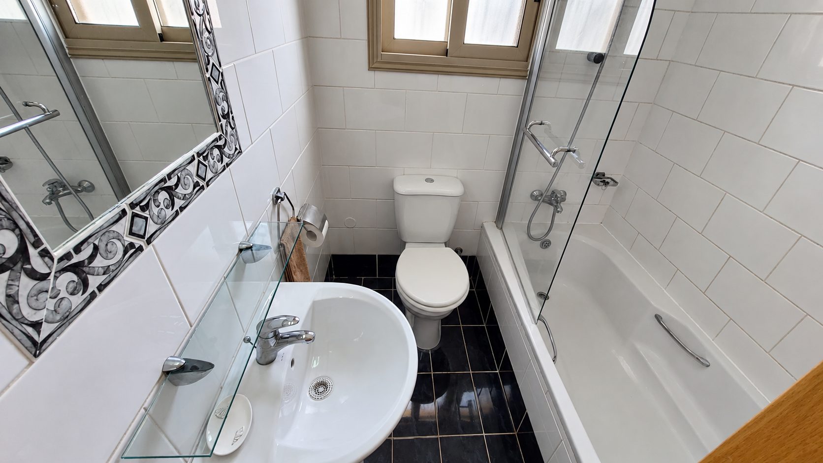 3 BR Villa with Sea View in Pegeia, Paphos photo 14