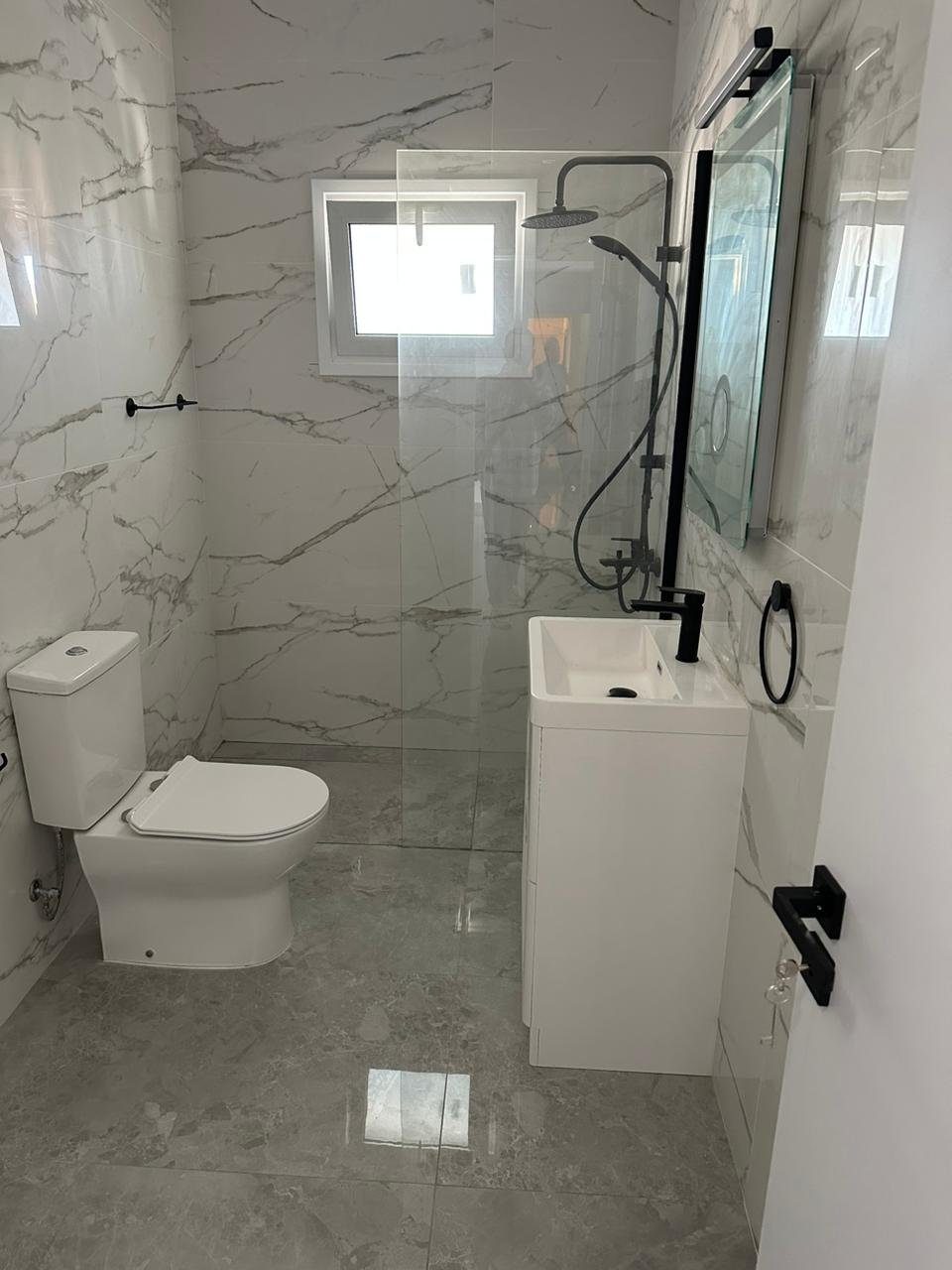 3 BR Apartment in Katholiki, Limassol photo 10