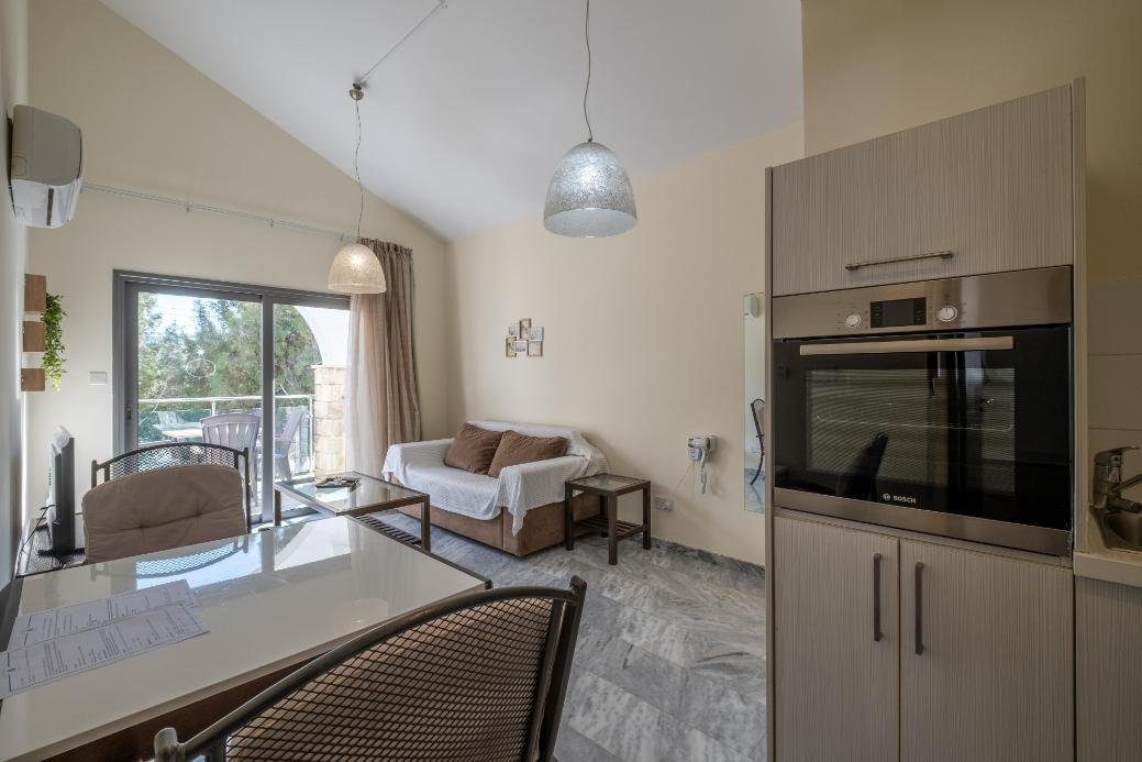 1-bedroom apartment in Latchi, Paphos photo 13