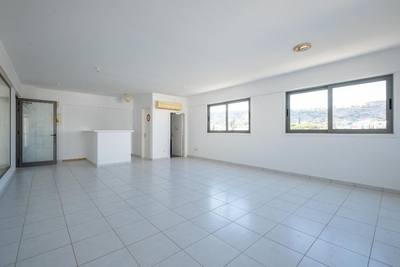 Office and shop in Voroklini, Larnaca thumbnail 13