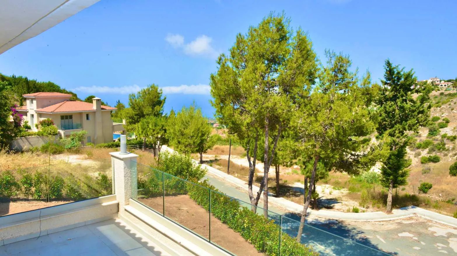 4 BR Villa in Tala, Paphos photo 7