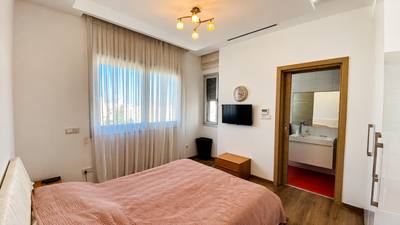 4 BR Whole Floor Penthouse in Agios Tychonas, Limassol thumbnail 5