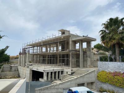 4 BR Villa in Agios Tychon, Limassol thumbnail 9