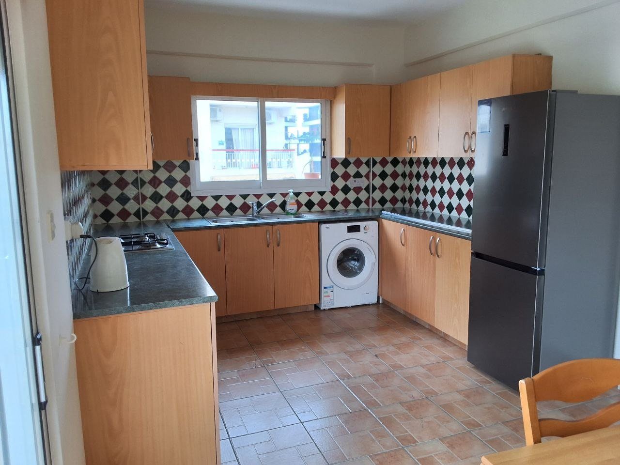 2 BR Apartment in Mesa Geitonia, Limassol — photo 7
