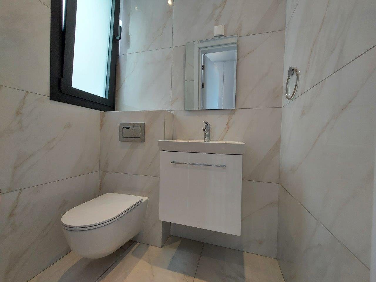 3 BR Penthouse with panoramic sea views in Mesa Geitonia, Limassol photo 16