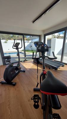 3 BR Penthouse with panoramic sea views in Mesa Geitonia, Limassol thumbnail 24