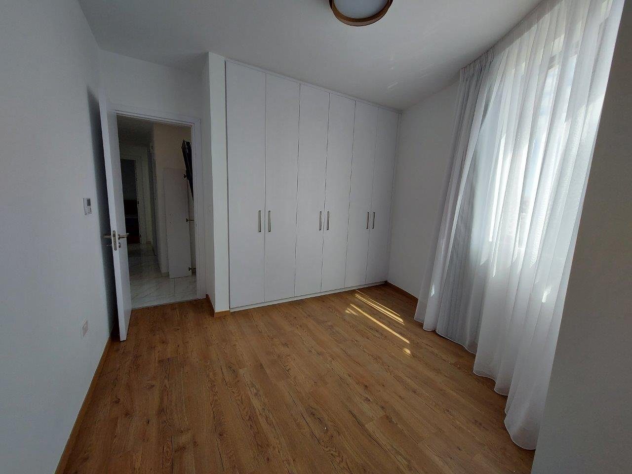 3 BR Penthouse with panoramic sea views in Mesa Geitonia, Limassol photo 12