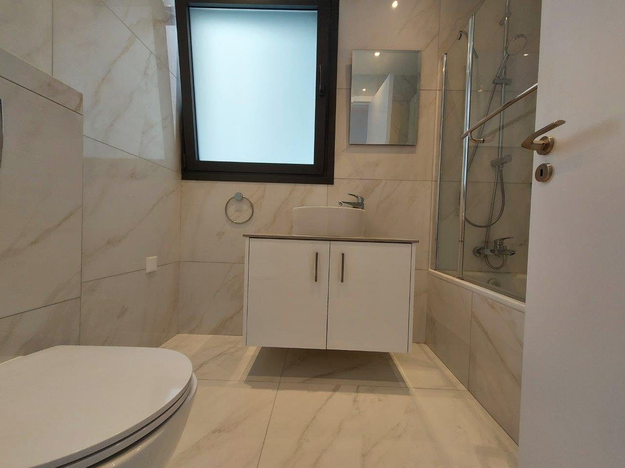 3 BR Penthouse with panoramic sea views in Mesa Geitonia, Limassol photo 15