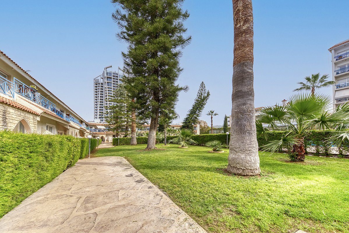 1 BR Apartment in Potamos Germasogeias, Limassol photo 15