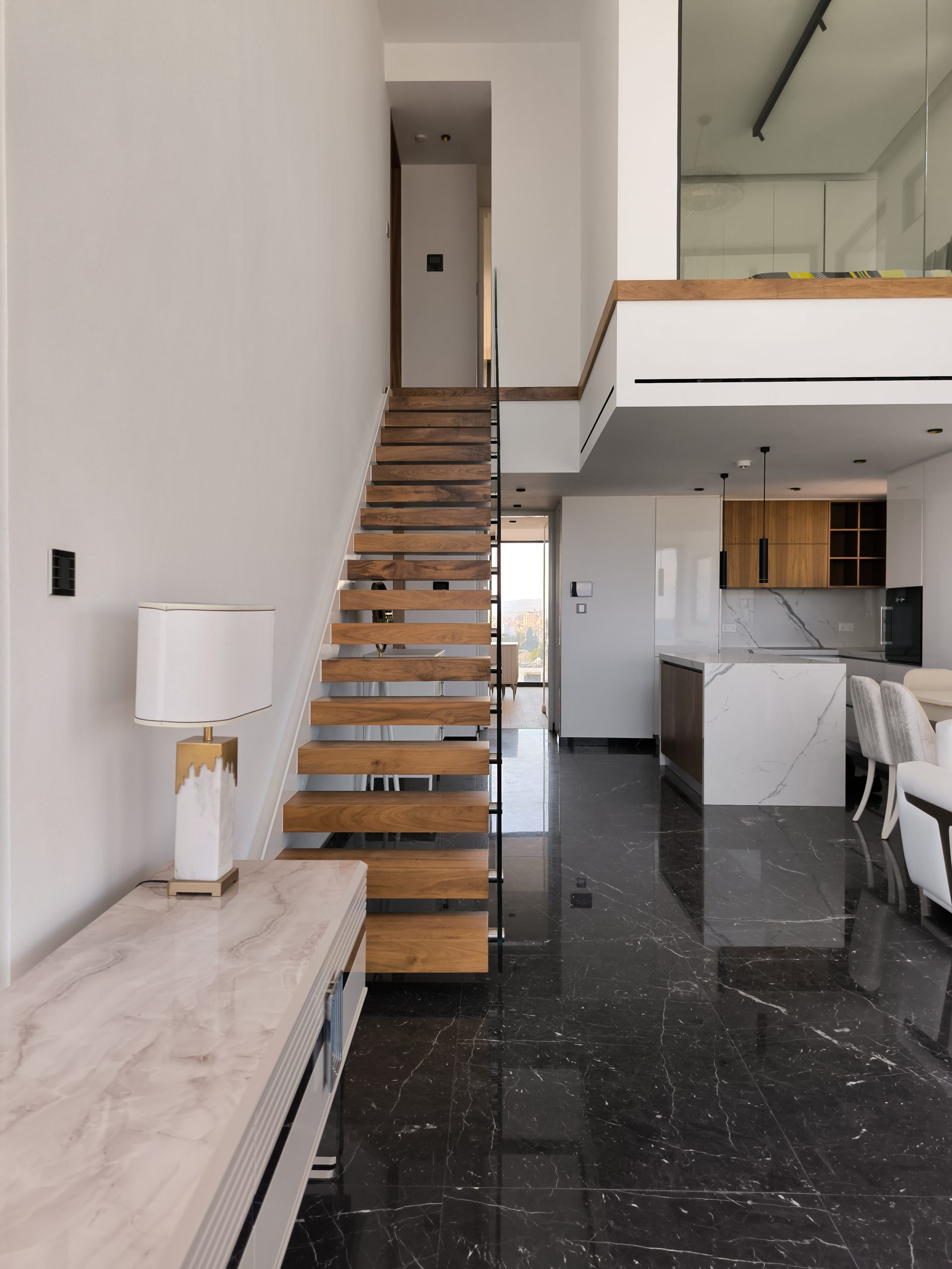 3 BR Duplex in Harbor, Larnaca photo 4