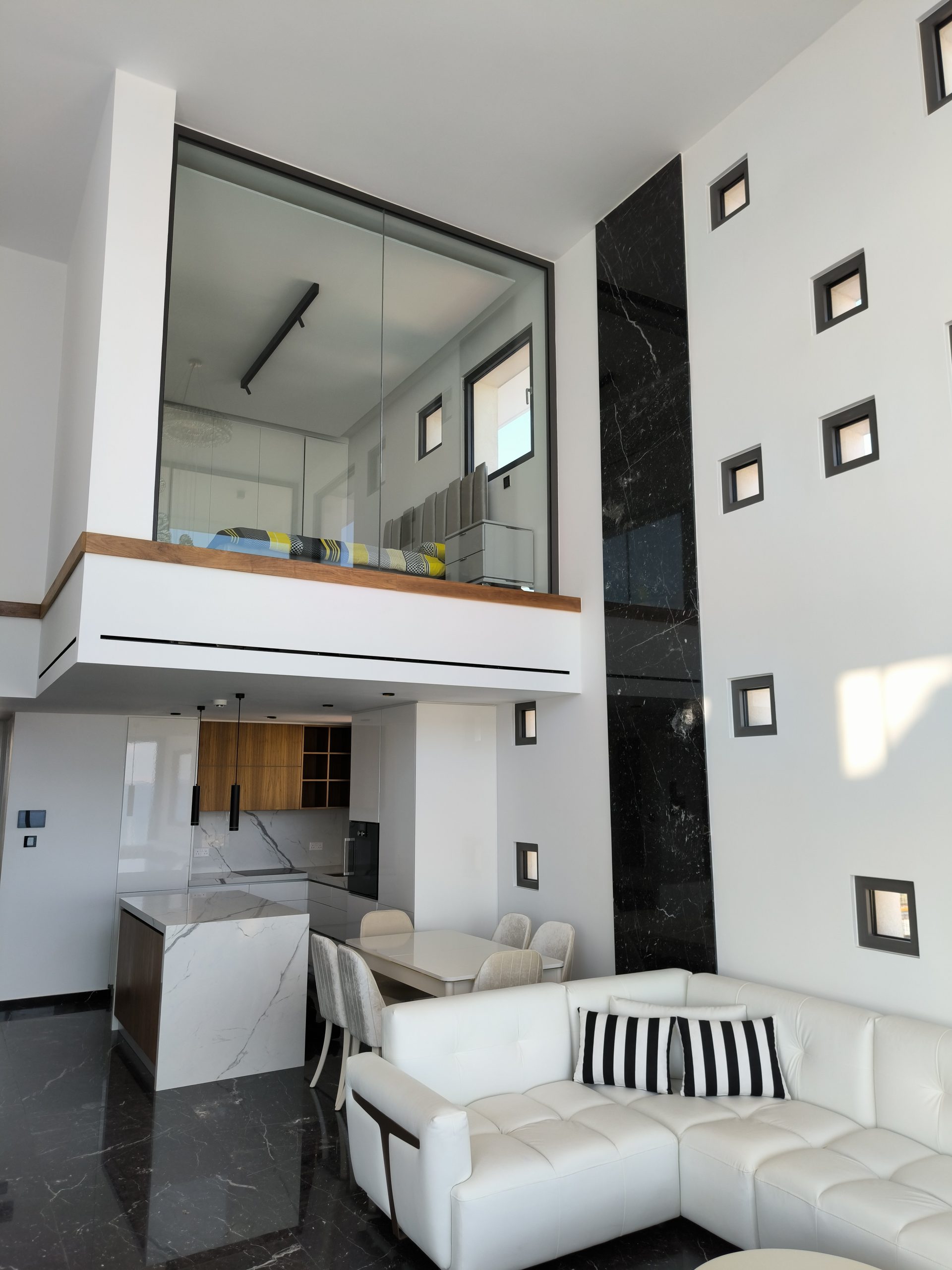3 BR Duplex in Harbor, Larnaca photo 2