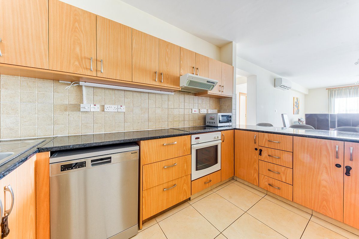 3 BR Apartment in Mouttagiaka, Limassol — photo 6