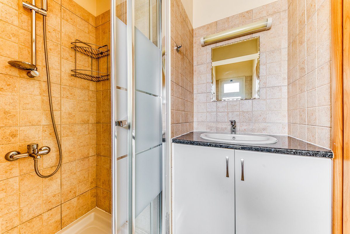 3 BR Apartment in Mouttagiaka, Limassol photo 16