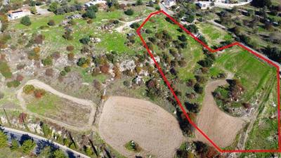 Residential field in Peristerona, Paphos thumbnail 1