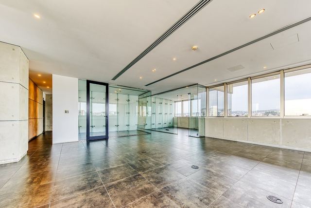 Office in a Business сenter in Petrou kai Pavlou, Limassol