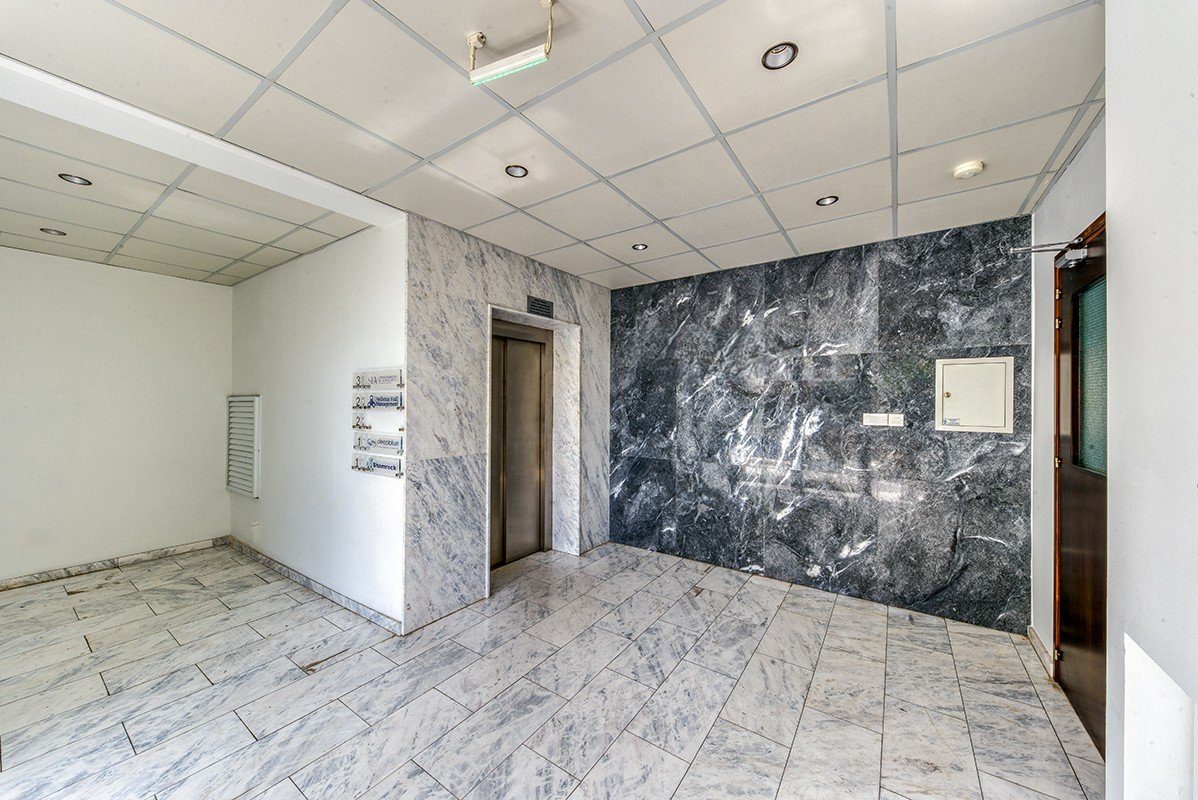 Office in a Business сenter in Petrou kai Pavlou, Limassol photo 17