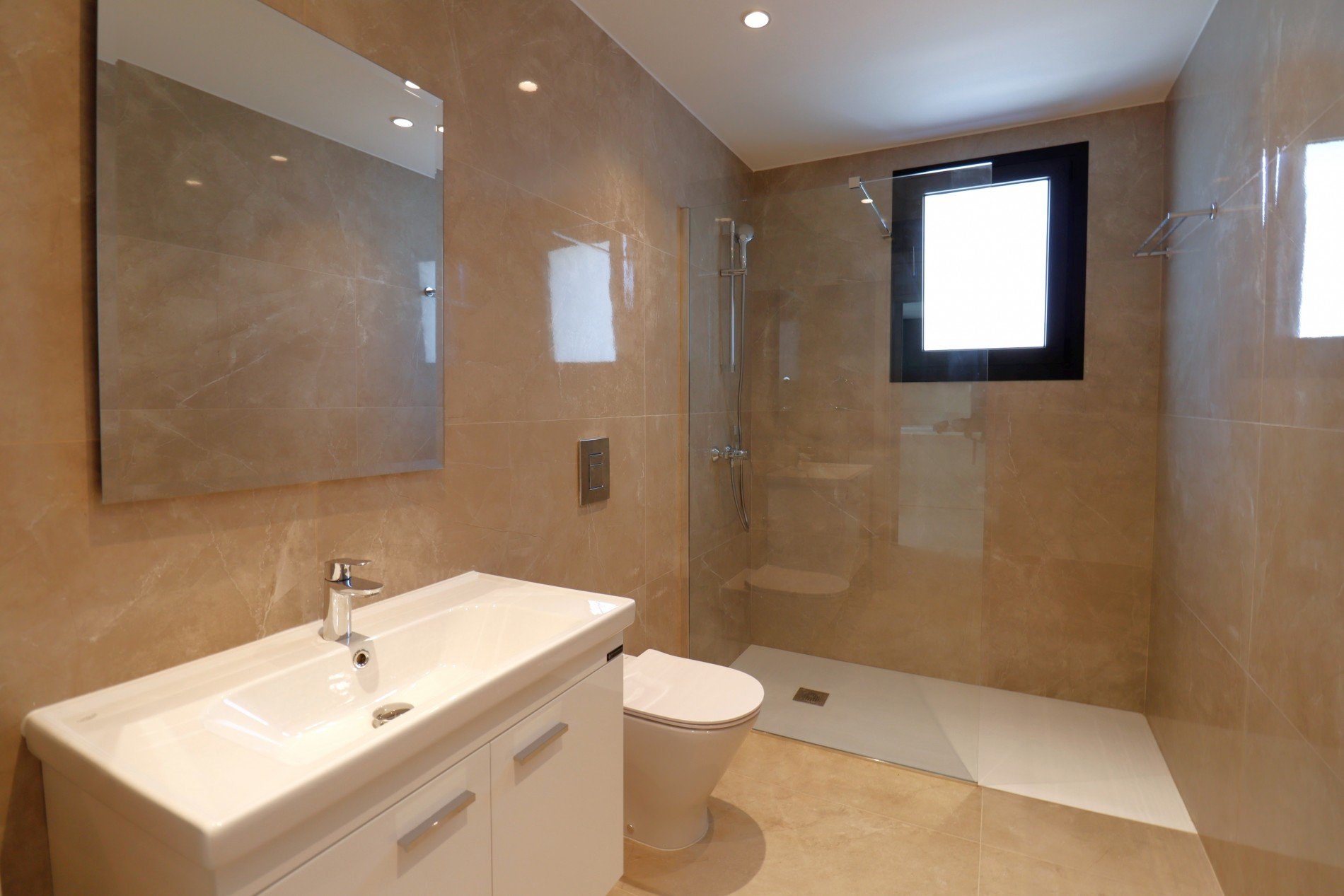 2 BR Ground Apartment in Agia Paraskevi, Limassol photo 14