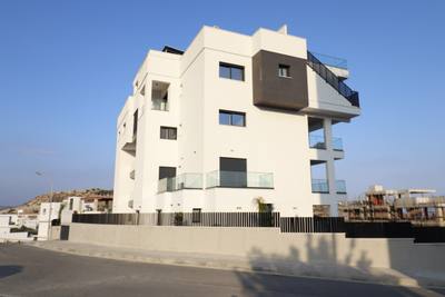 2 BR Ground Apartment in Agia Paraskevi, Limassol thumbnail 2