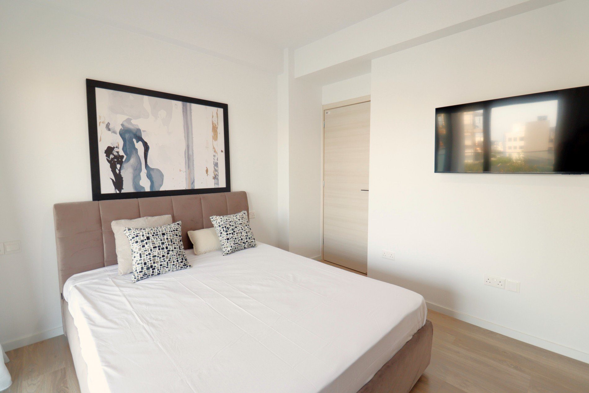 2 BR Ground Apartment in Agia Paraskevi, Limassol photo 11
