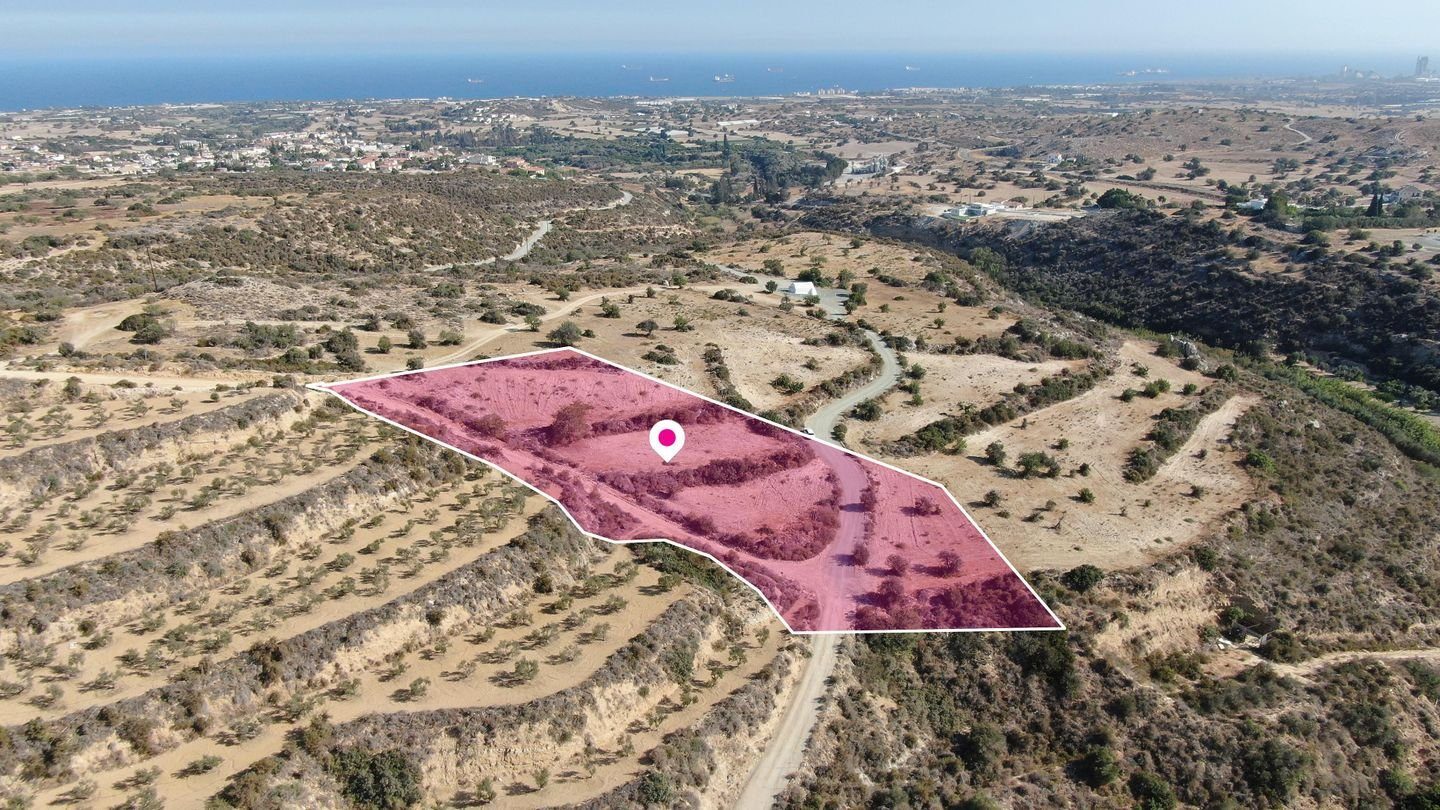Residential field in Psematismenos, Larnaka photo 2