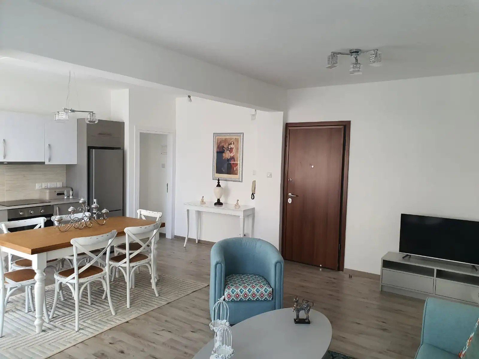 2 BR Apartment in Neapolis, Limassol — photo 2