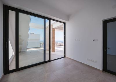 5 BR Penthouse in Agios Athanasios, Limassol thumbnail 8