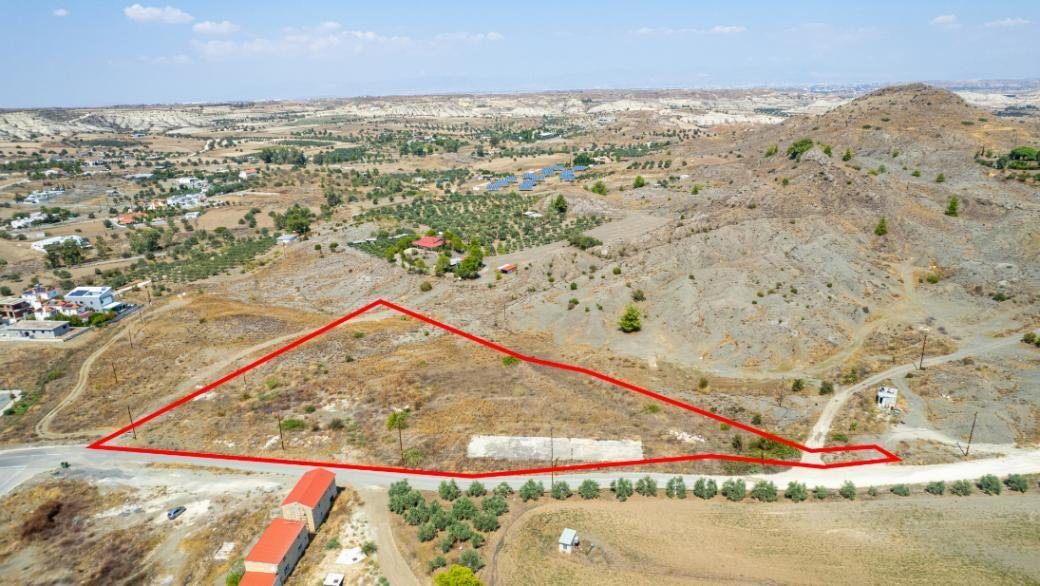 Residential field in Analiontas, Nicosia photo 4