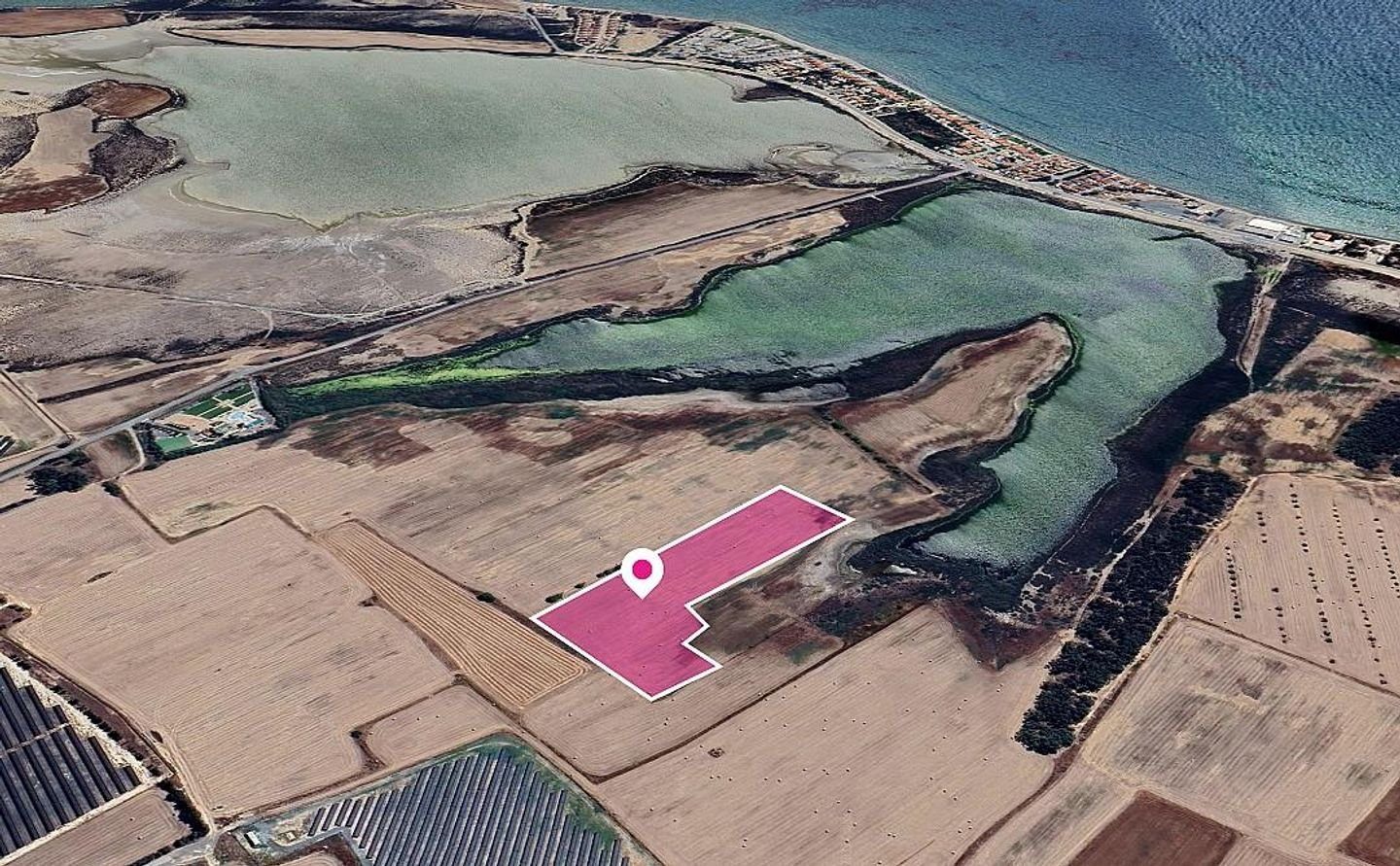 Touristic Field in Dromolaxia-Meneou, Larnaca photo 2