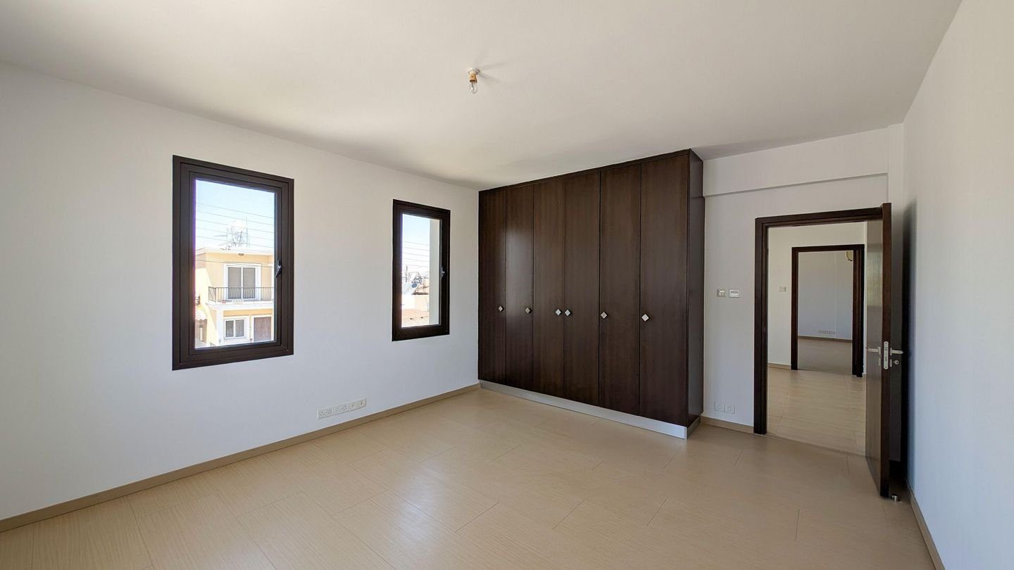 Four-Bedroom mansion in Livadia, Larnaca photo 16