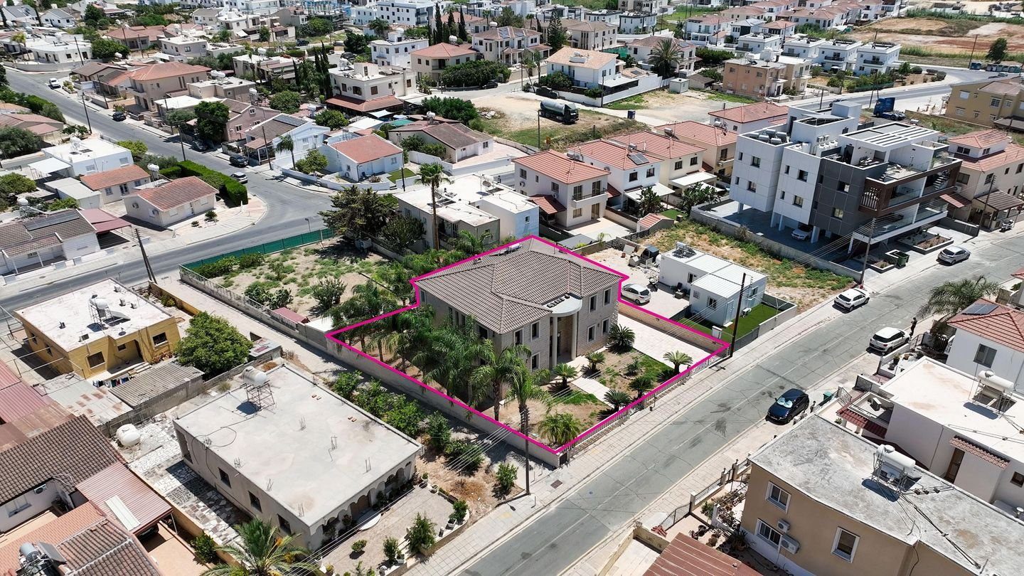 Four-Bedroom mansion in Livadia, Larnaca photo 4