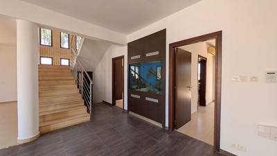 Four-Bedroom mansion in Livadia, Larnaca thumbnail 9