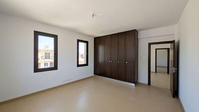 Four-Bedroom mansion in Livadia, Larnaca thumbnail 16